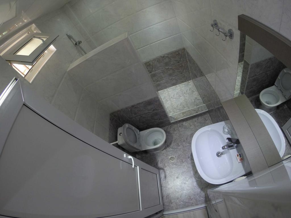 Guest House Rampa Tbilisi Kamer foto