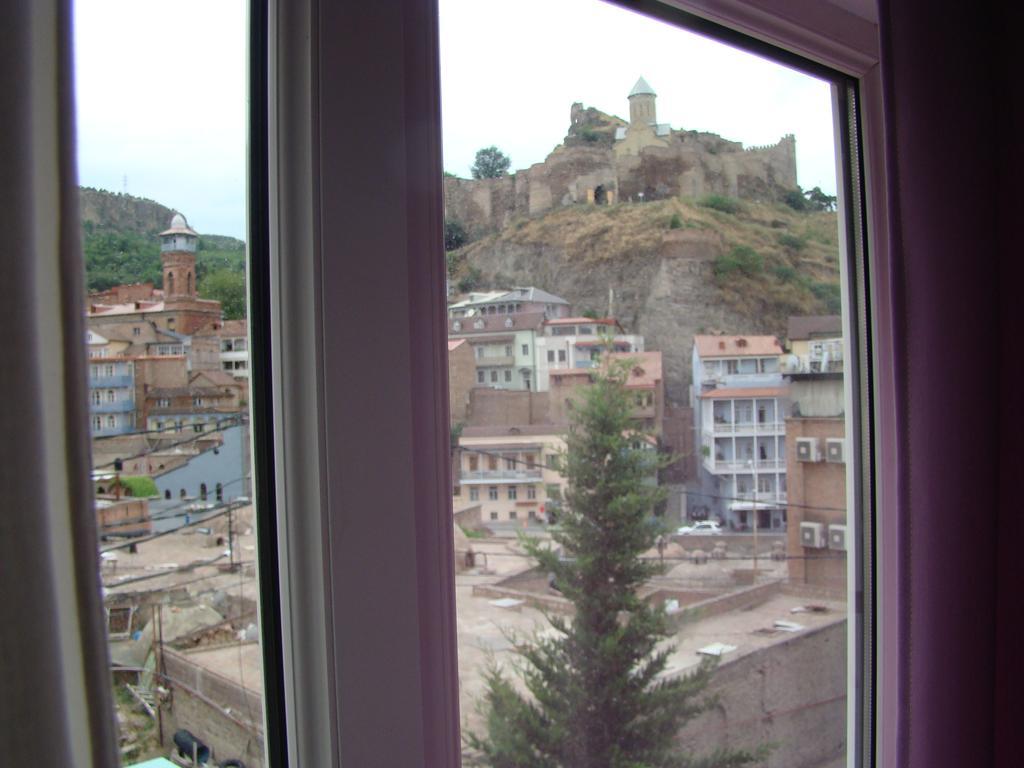 Guest House Rampa Tbilisi Buitenkant foto